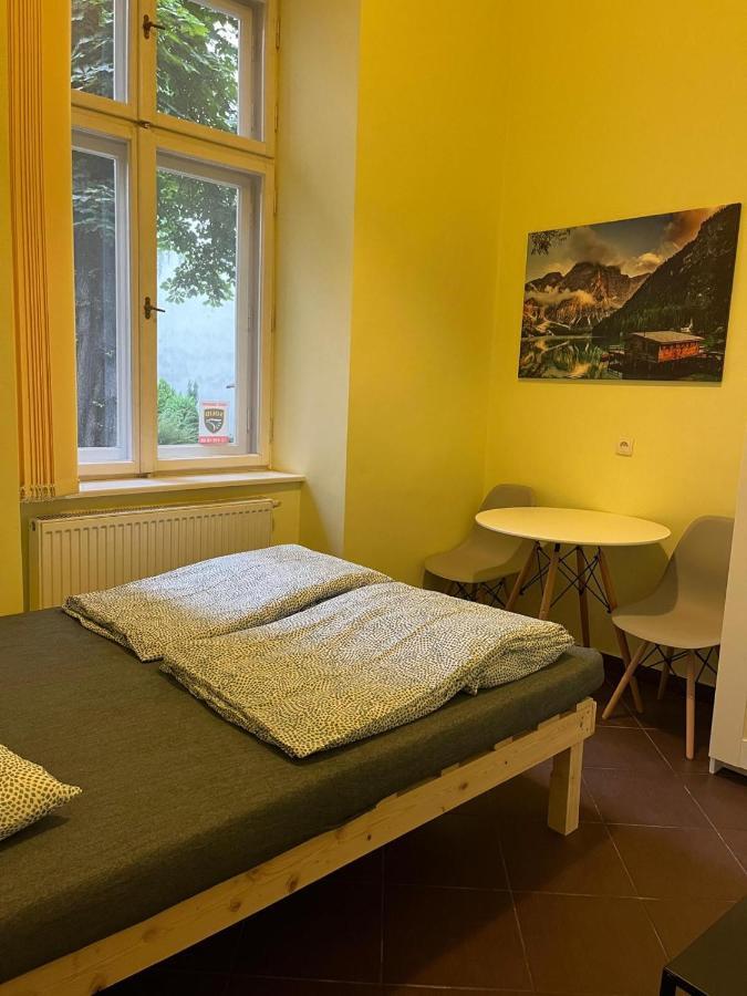 Batorego Lovely Rooms Cracovie Extérieur photo